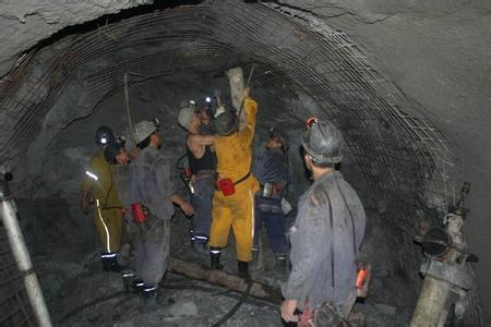 武强工程爆破中的危险因素分析以及应对工程爆破危险的措施
